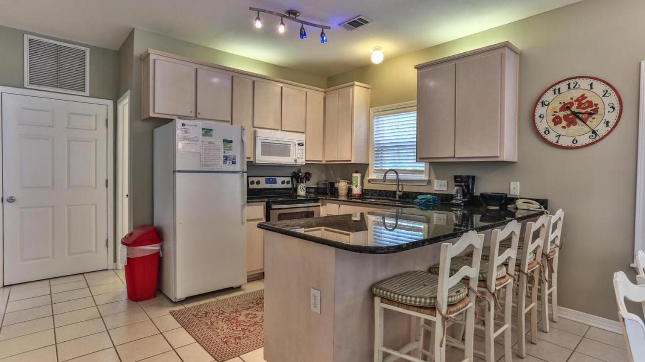 Biglows Bungalow - About A Quarter Mile To Private Neighborhood Beach Access, Pet Friendly, Community Pool Destin Esterno foto
