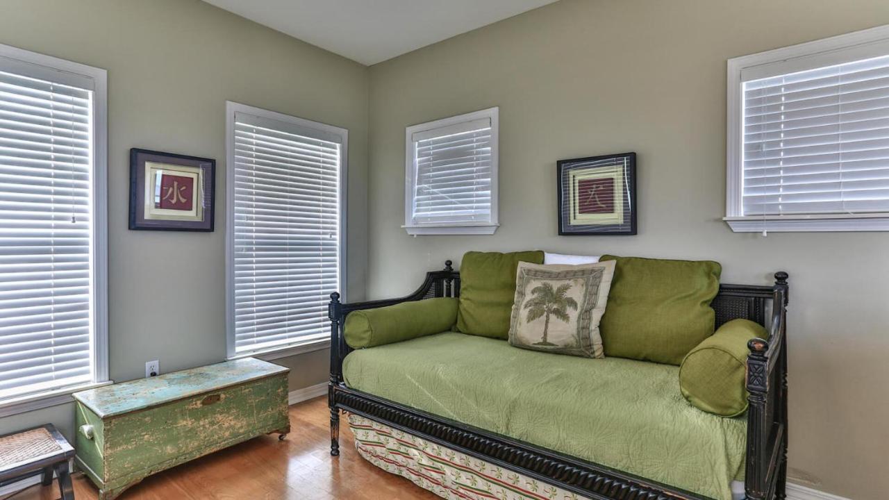 Biglows Bungalow - About A Quarter Mile To Private Neighborhood Beach Access, Pet Friendly, Community Pool Destin Esterno foto